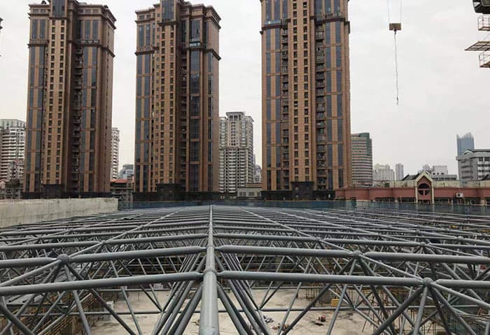 武汉螺栓球网架结构